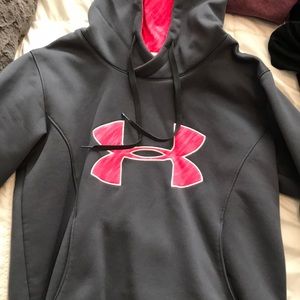 Under Armour sweatshirt
